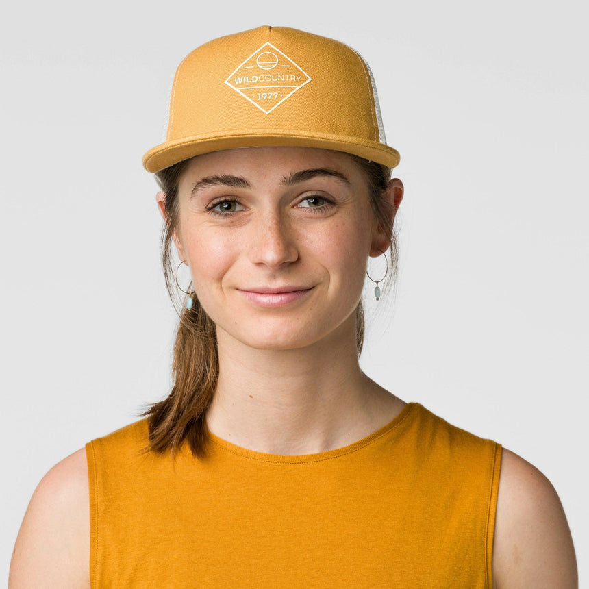 Wild Country Climbing Flow Cap Outdoor Action Desert Gold/7040 - Front Fit on Model