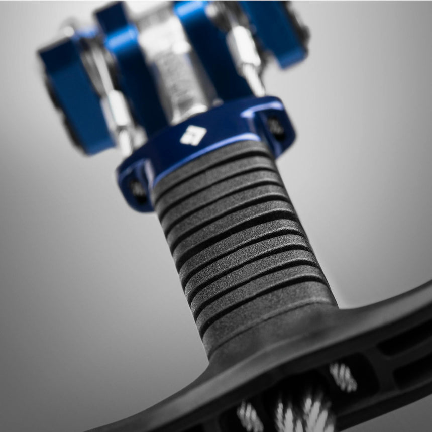 Black DiamondBlack Diamond Camalot™Z4Outdoor Action