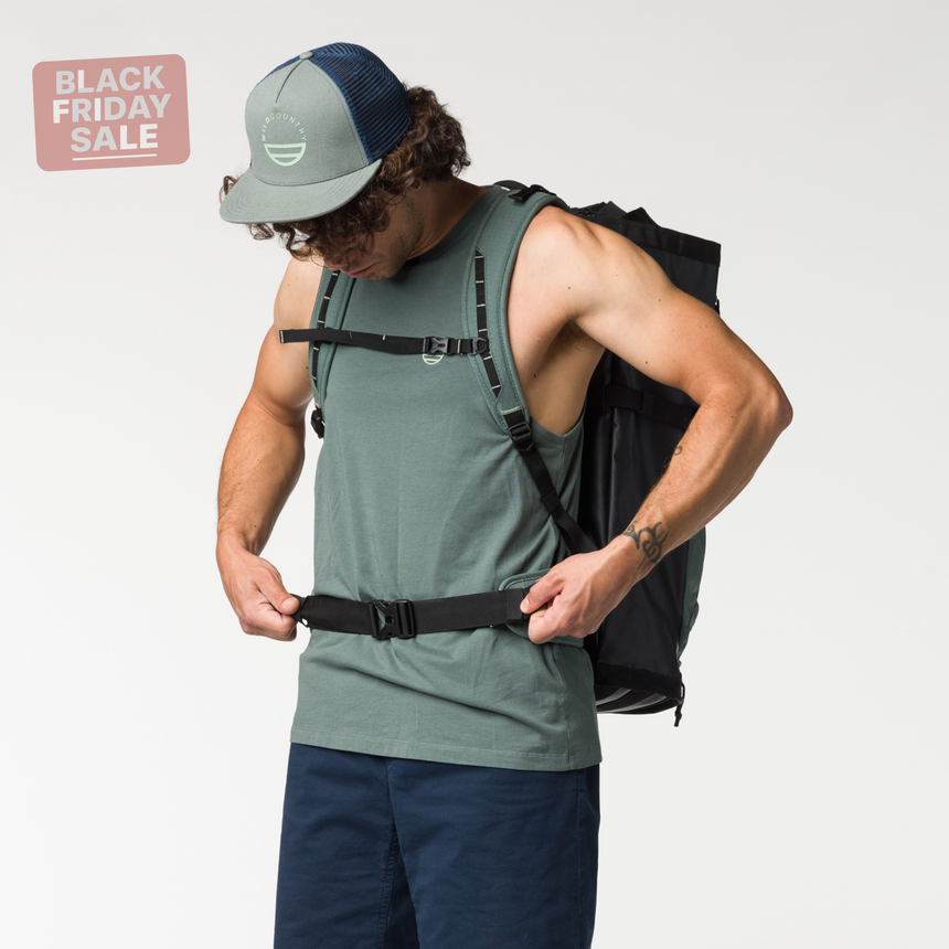 Wild Country Climbing Crag Hauler 40 Backpack Outdoor Action Black/Marsh - Durable aluminium buckles