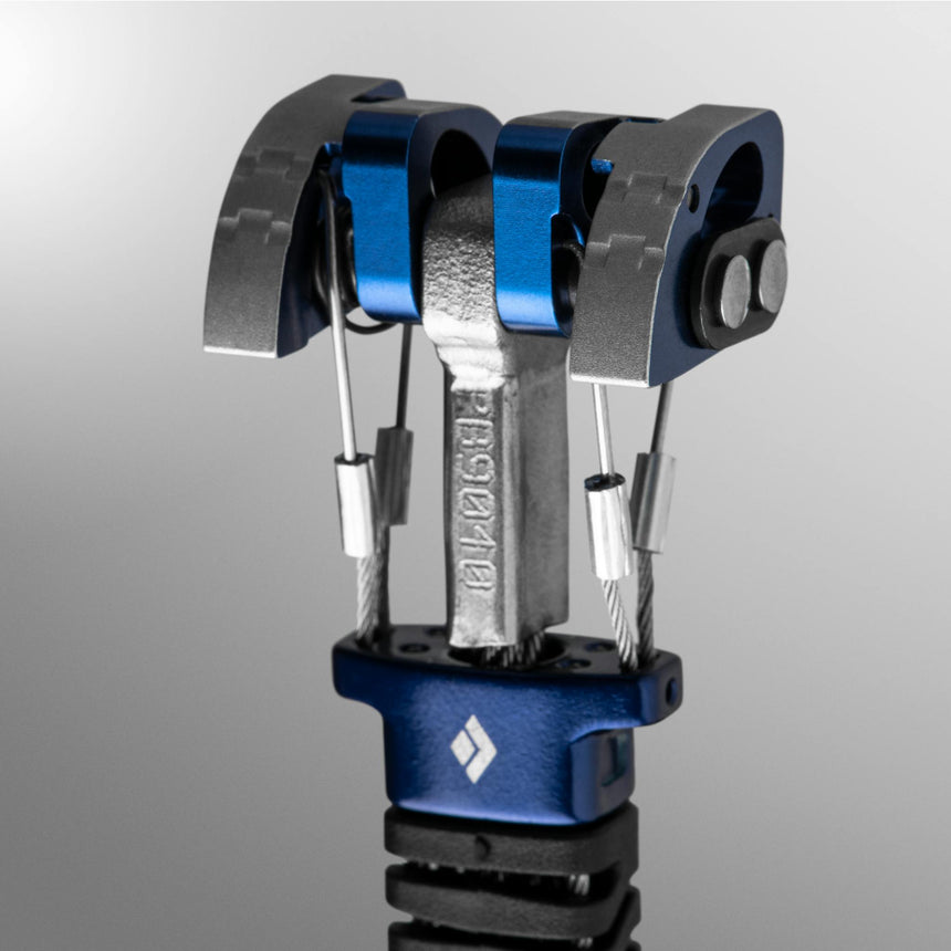 Black DiamondBlack Diamond Camalot™Z4Outdoor Action