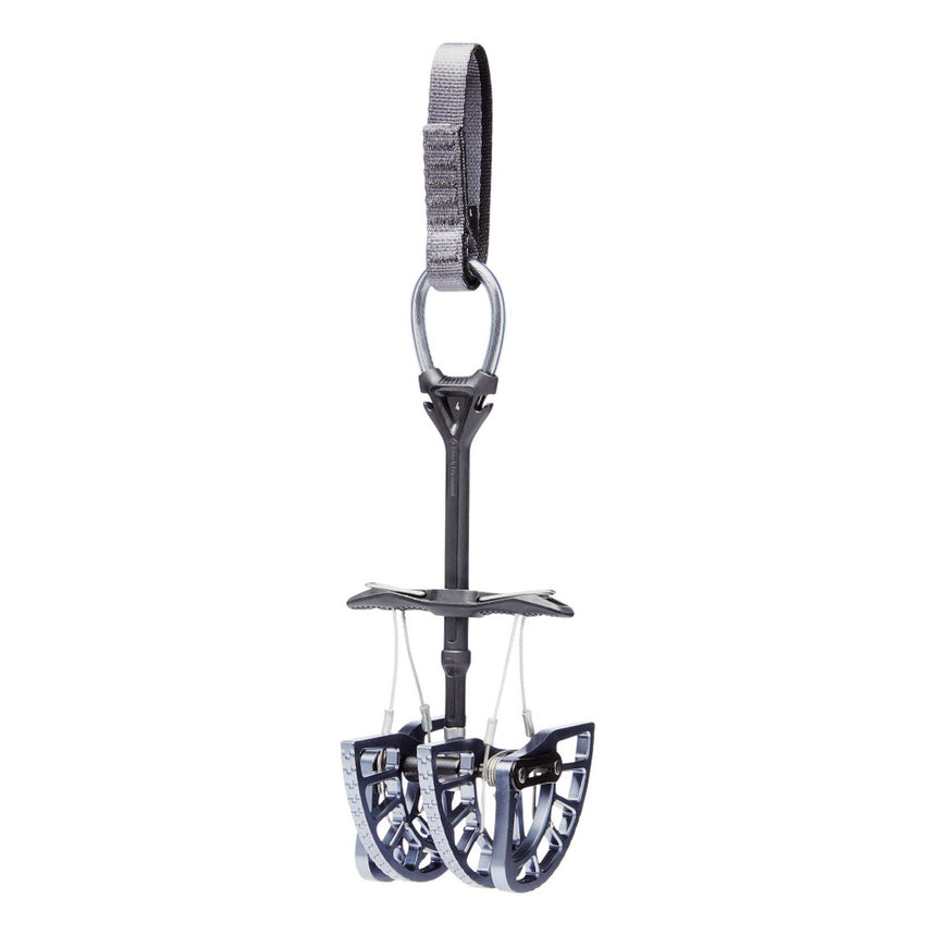 Black DiamondBlack Diamond Camalot™ C4Outdoor Action