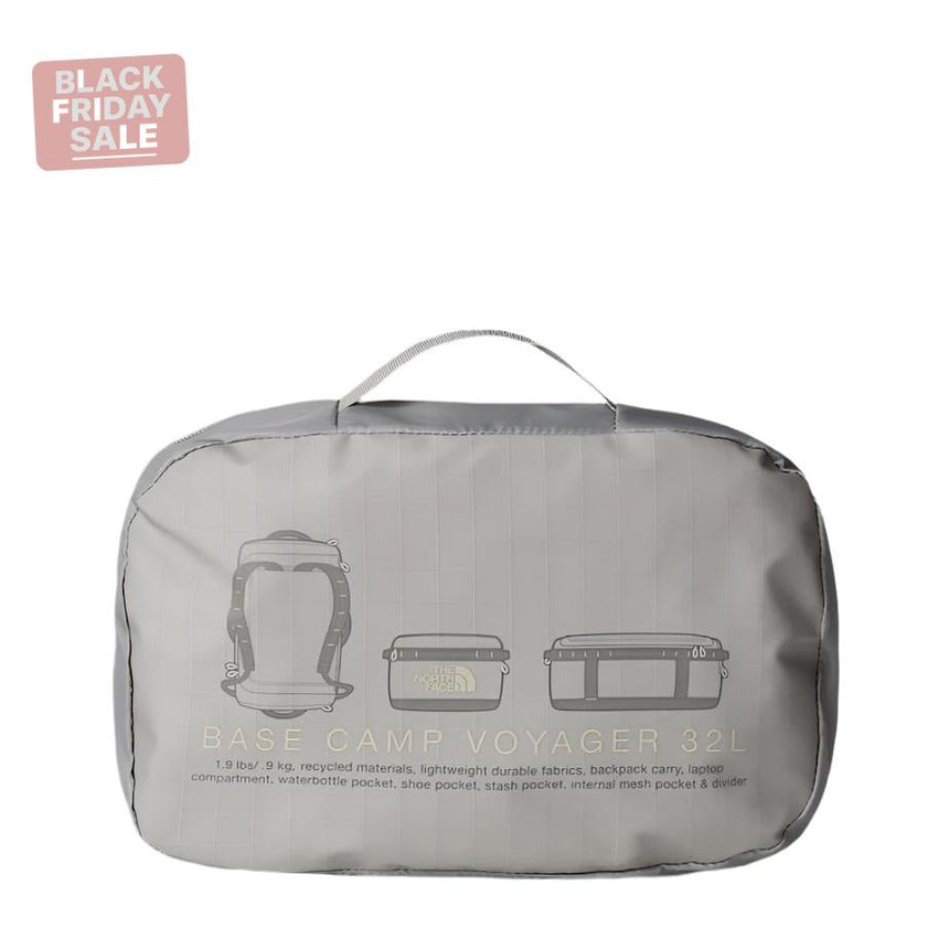 The North FaceThe North Face Base Camp Voyager Duffel 32LOutdoor Action