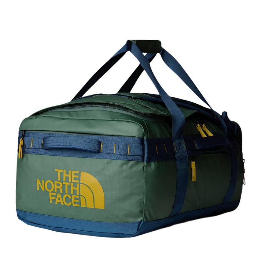 The North FaceThe North Face Base Camp Voyager Duffel 62LOutdoor Action