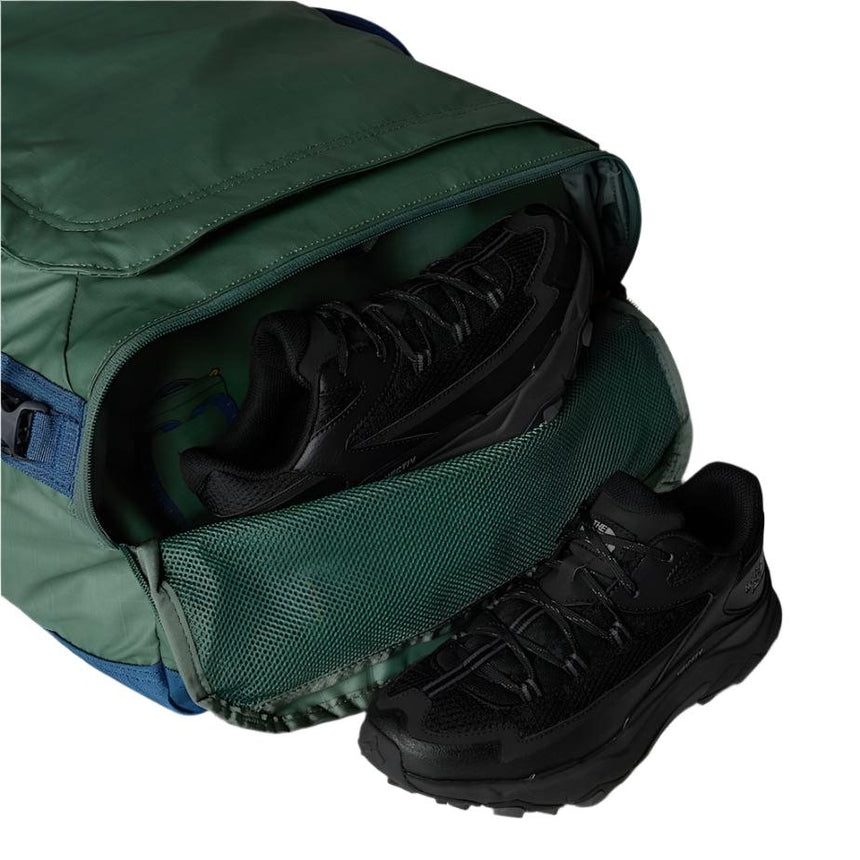 The North FaceThe North Face Base Camp Voyager Duffel 62LOutdoor Action