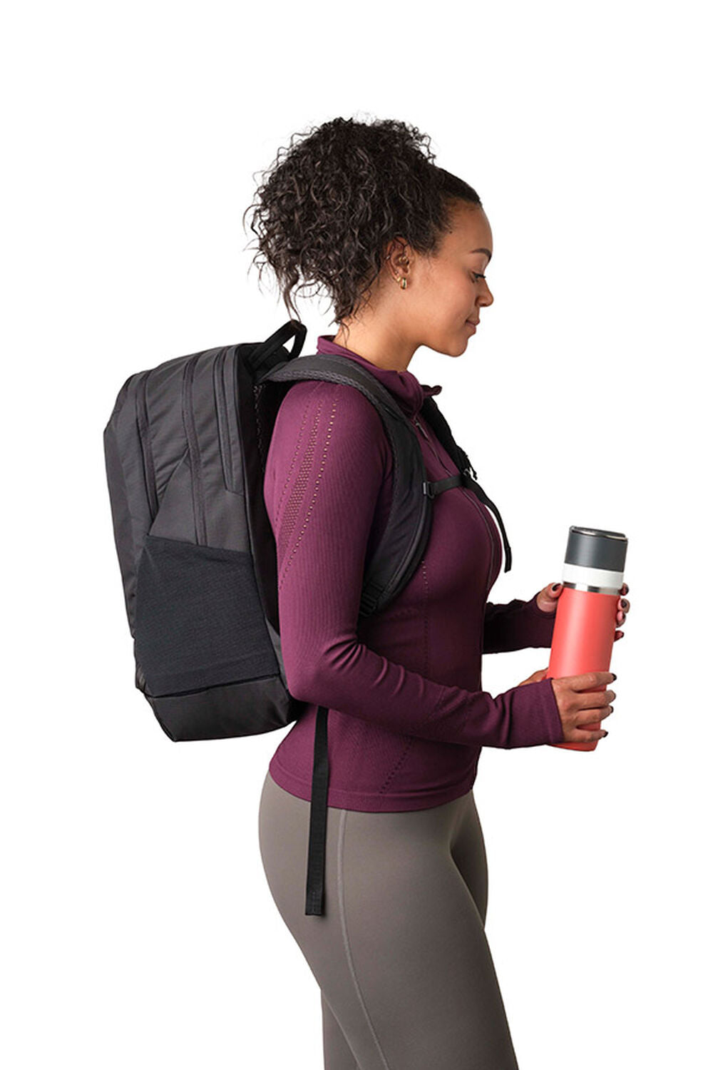 Gregory Rhune 28 Outdoor Action Carbon Black- Fit on Model