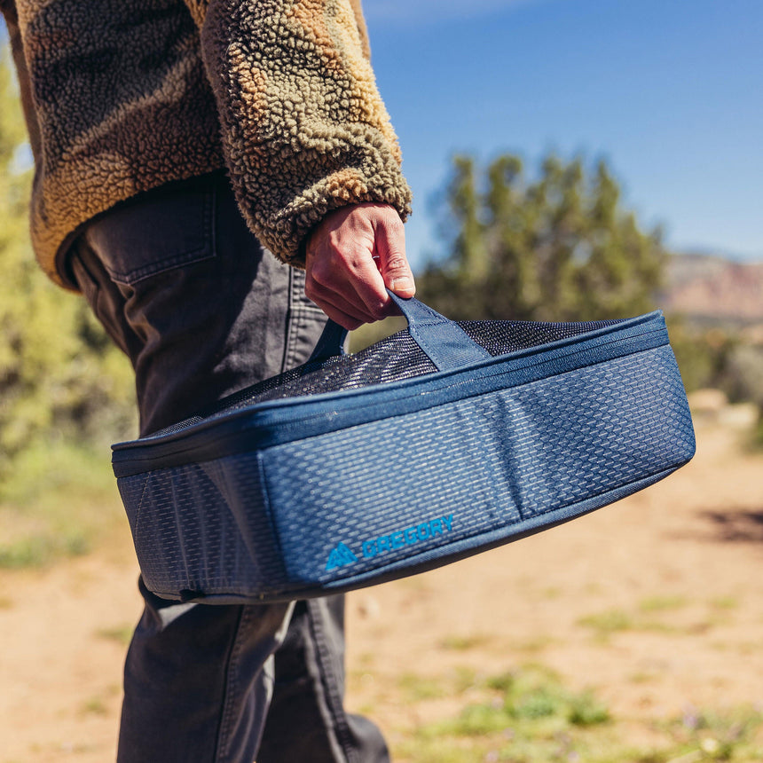 Gregory Alpaca Gear Pod 10L Low-Profile Top Grab Handle - hang-up-free packing design