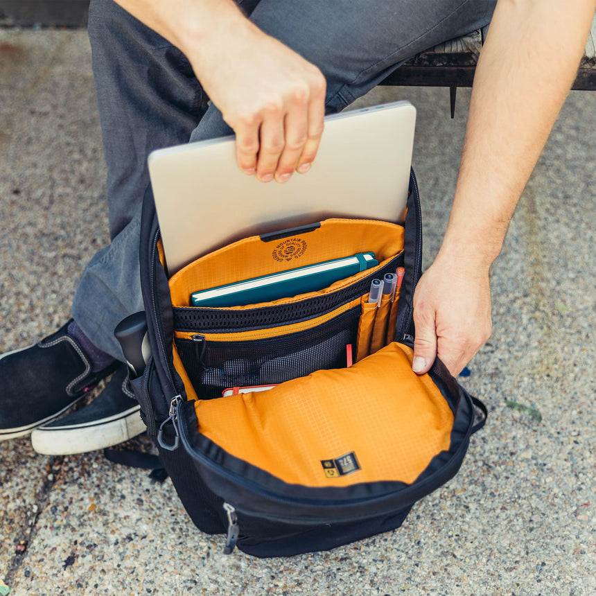 Gregory Rhune 20L Panel-Loading Main Compartment - laptop sleeve and organised storage