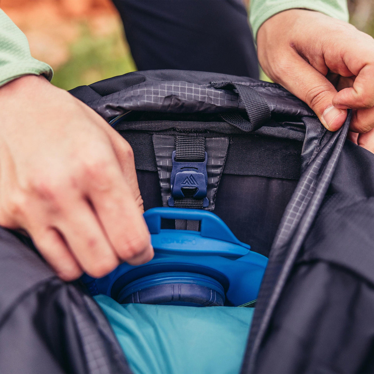 Gregory Stout 45 Hydration Sleeve with Speedclip system - compatible with Gregory Hydro reservoirs