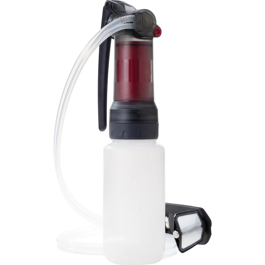 MSR Guardian™ Purifier Outdoor Action- Bottle Connection