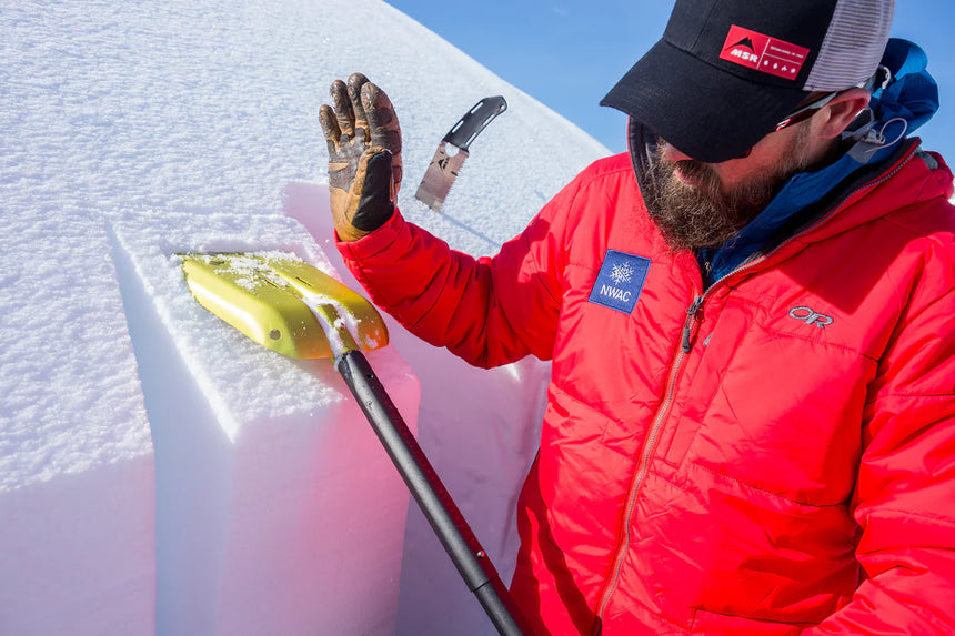 MSR Responder™ Snow Science & Rescue Shovel Outdoor Action- product in use(2)