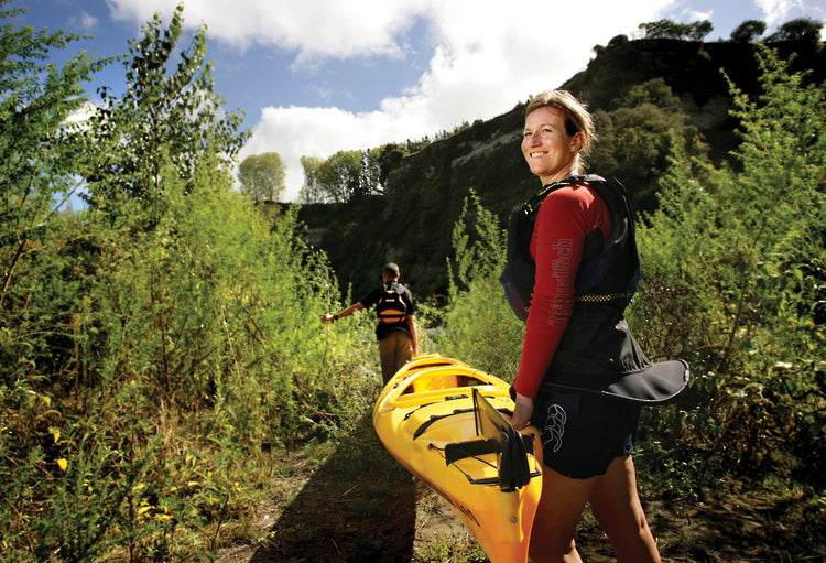 Mission KayakMission Contour 490 KayakOutdoor Action