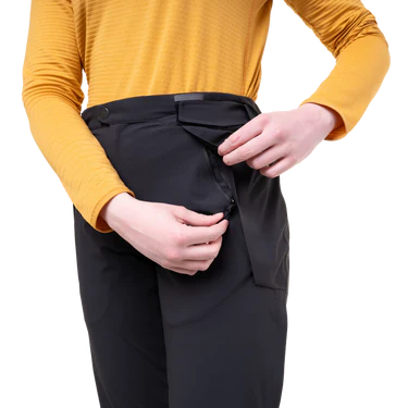 Mountain Equipment G2 Mountain Women's Pant Outdoor Action Black- Zipped hand pockets