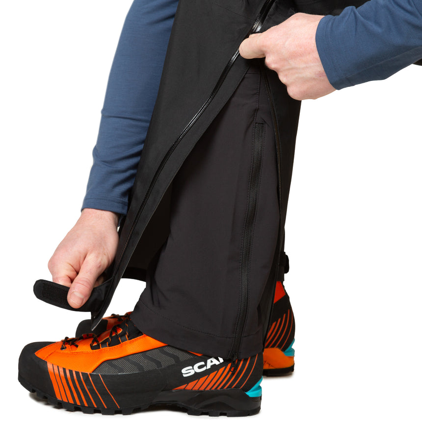 Mountain Equipment Makalu Men's Pant Outdoor Action Black- Internal flap