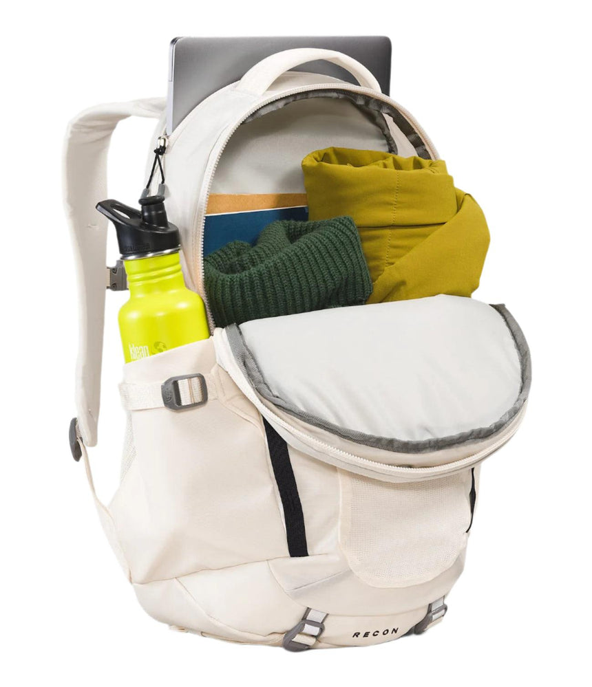 The North FaceThe North Face Women's Recon BackpackOutdoor Action