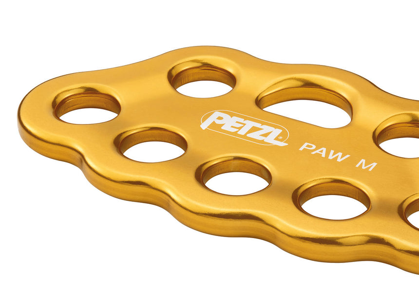 Petzl Paw Rigging Plate M - Recessed centre protects markings for lasting durability