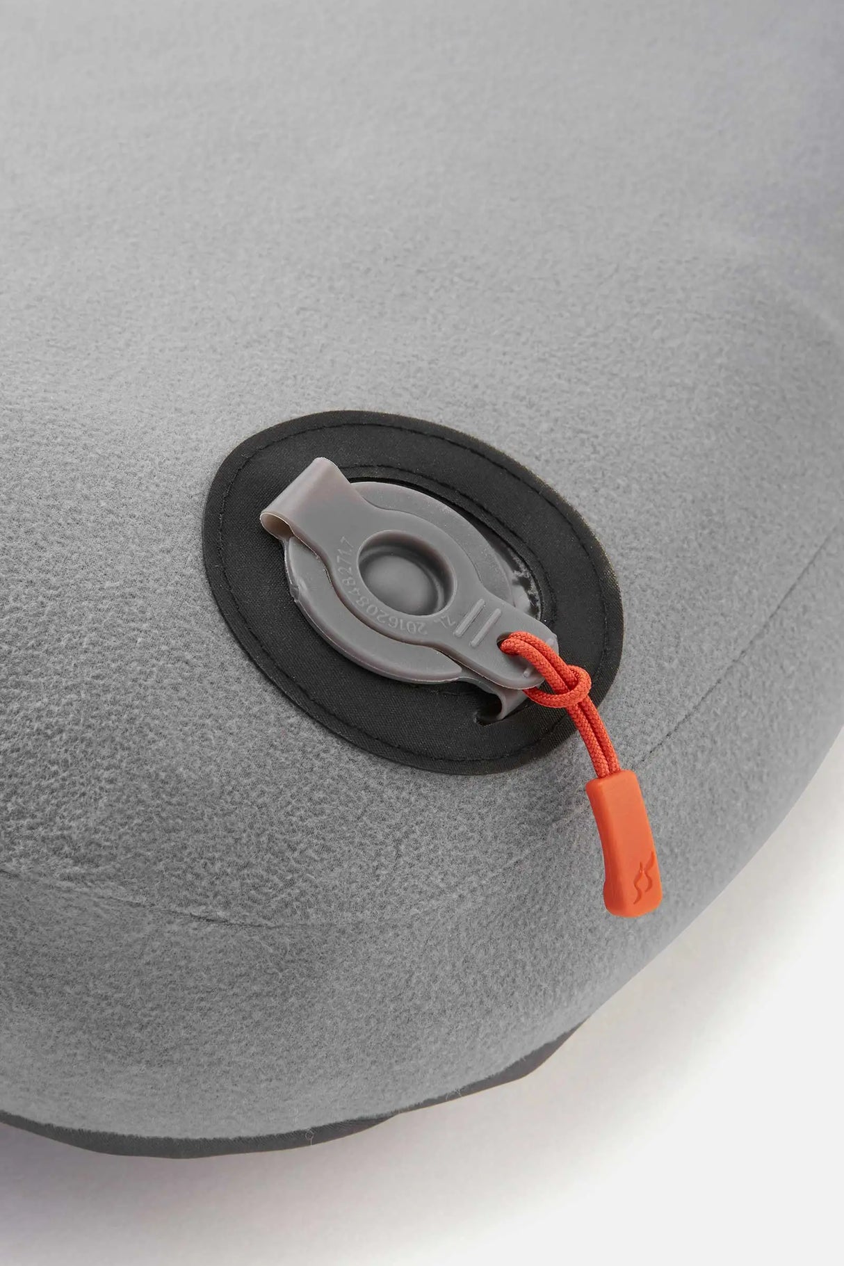 Rab Stratosphere Inflatable Pillow in Graphene - valve detail