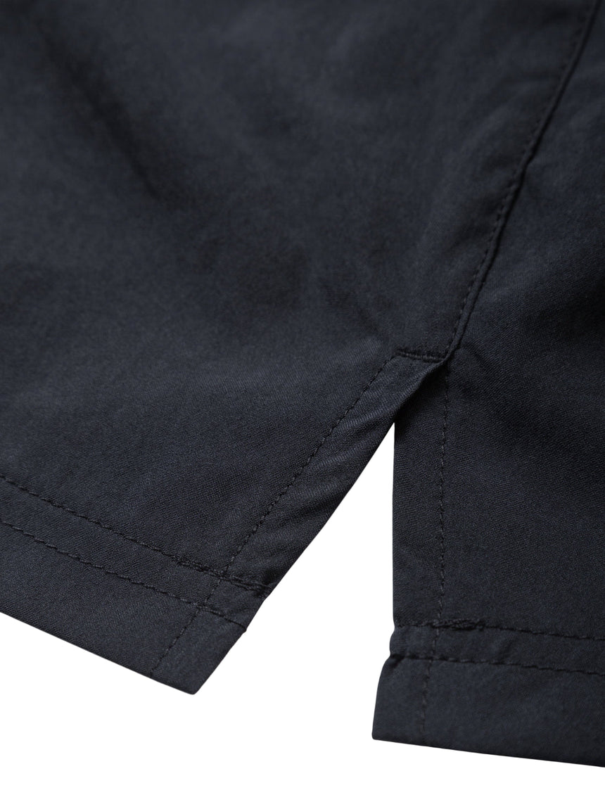 Ronhill Men's Core 5" Short in Black/Bright White - side split detail