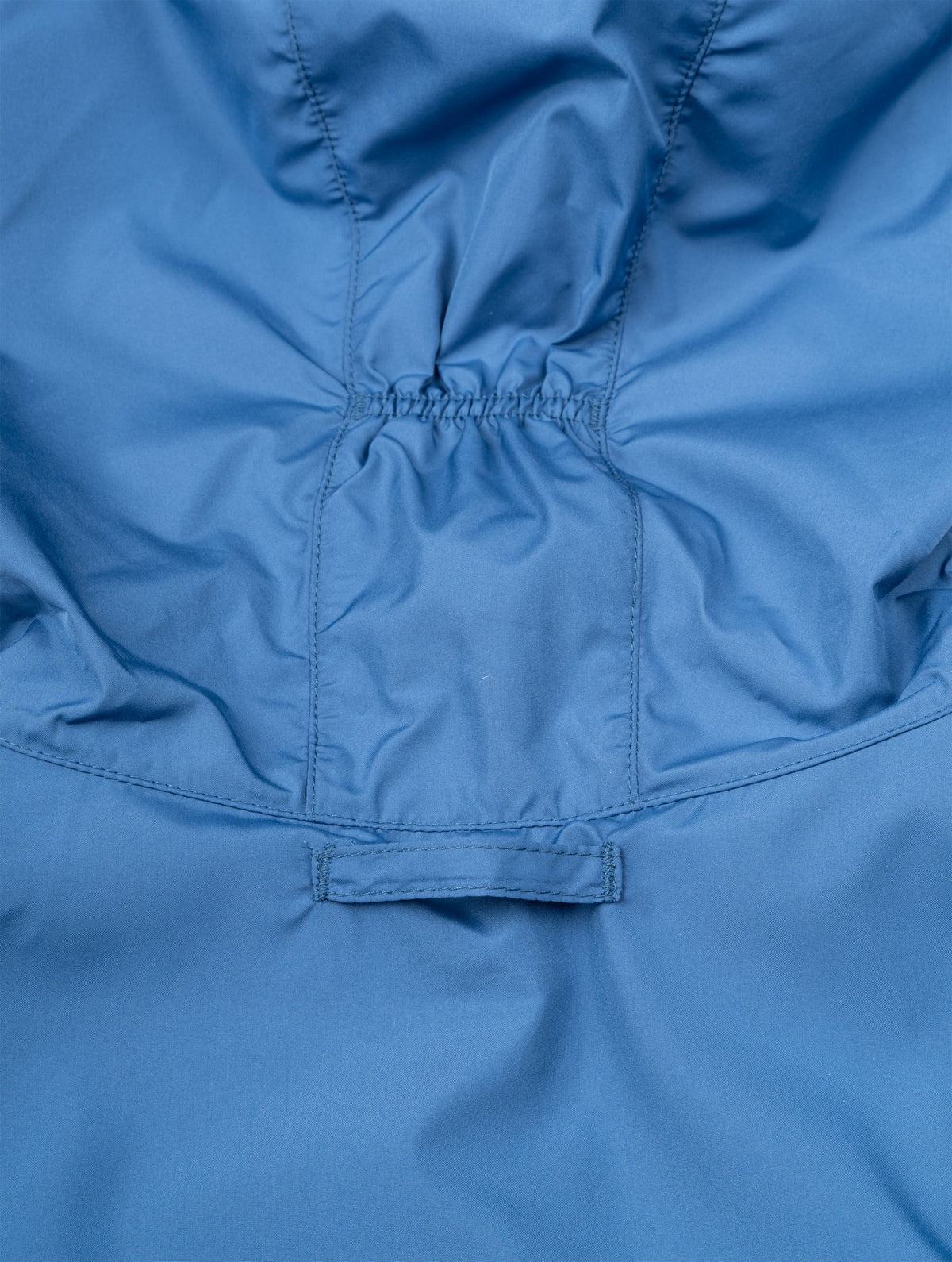 Ronhill Men's Tech Reflect Jacket in Glacier/Reflect - Detail Shoulder Seam Reflective Trim