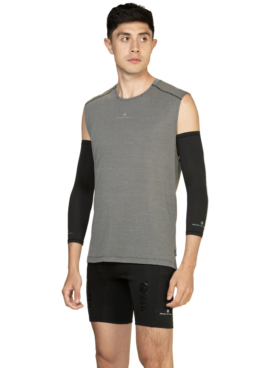 Ronhill Race Arm Sleeves in All Black - worn, front