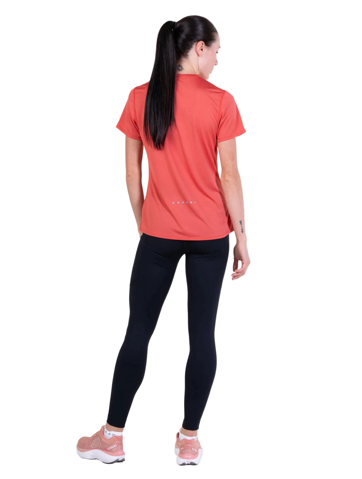 Ronhill Women's Core S/S Tee in Sumac - hem detail