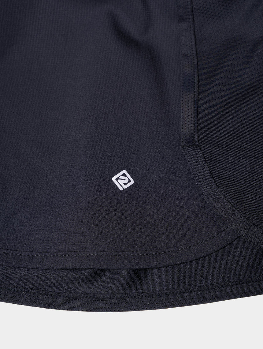 Ronhill Women's Tech Skort in All Black - hem detail
