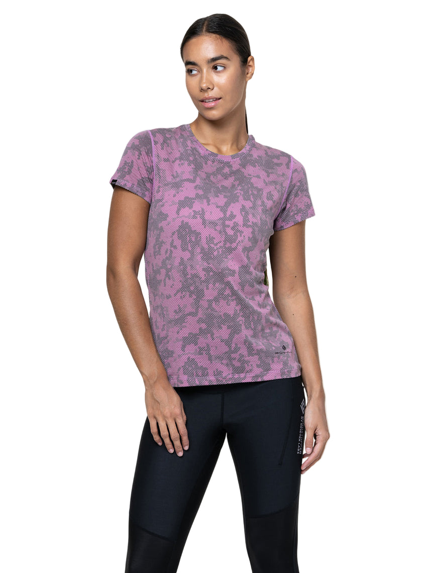 Ronhill Women's Tech Golden Hour S/S Tee Outdoor Action Iris Pixel- Front Fit (Close-Up)