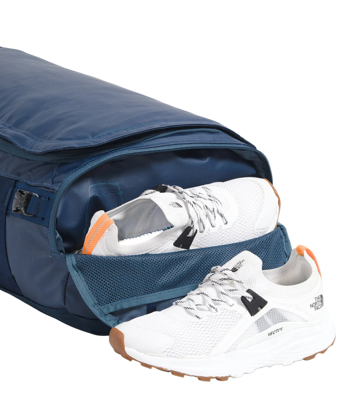 The North Face 32L Voyager Duffel Shady Blue/Summit Navy - detail of 840D recycled ballistic nylon boot construction