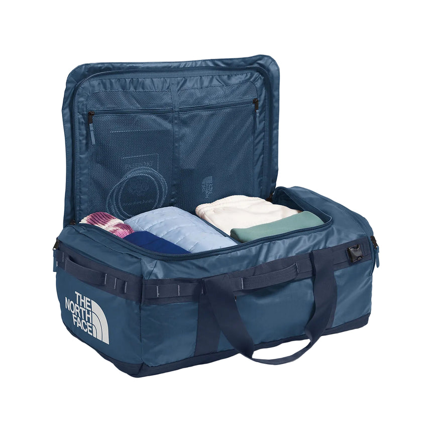 The North Face Base Camp Voyager Duffel 62L Shady Blue/Summit Navy Main Compartment