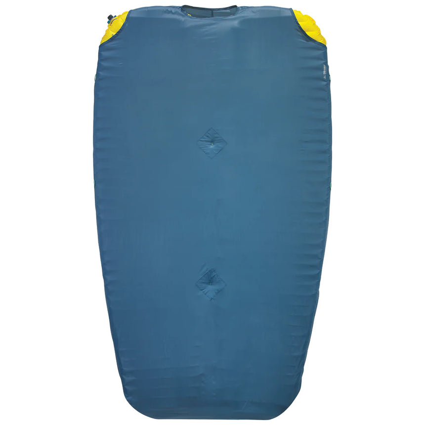 Thermarest Synergy Lite Coupler Sheet Outdoor Action- Product Preview