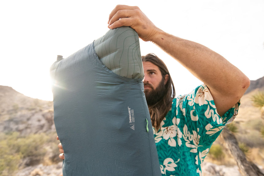 Thermarest Synergy Lite Sheet Outdoor Action - Product In use