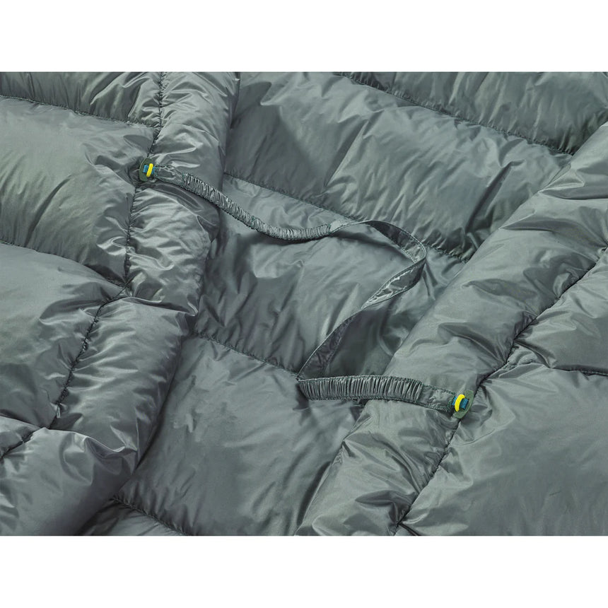 Thermarest Vesper 7C Quilt Outdoor Action- SynergyLink™ Connectors