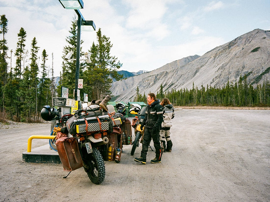 Thermarest Z Lite Sol Mat - Regular Outdoor Action Limon / Silver- Lifestyle