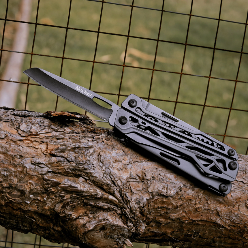 NextoolNextool Black Knight MultitoolOutdoor Action