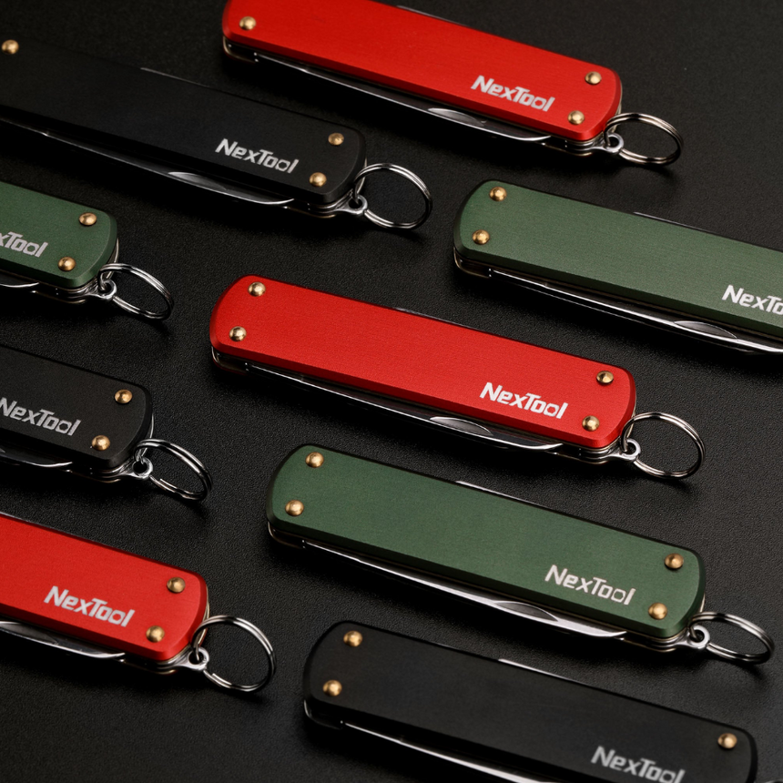 Nextool Pocket Knife Lifestyle 1