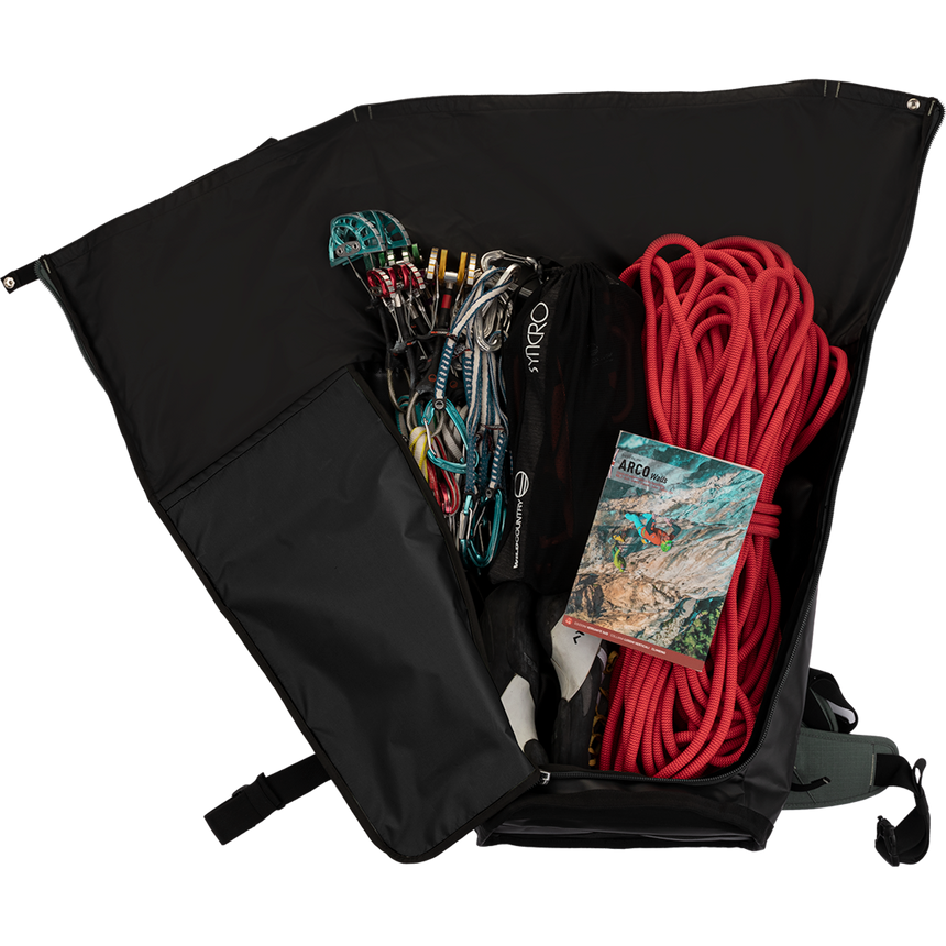 Wild Country Climbing Crag Hauler 40 Backpack Outdoor Action Black/Marsh - Generous compartment