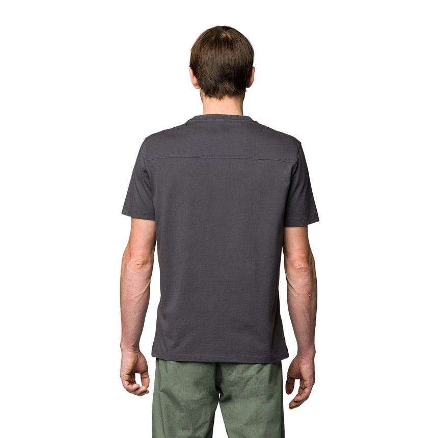 Wild Country Climbing Spotter T-Shirt Man Outdoor Action Onyx - Back Fit on Model