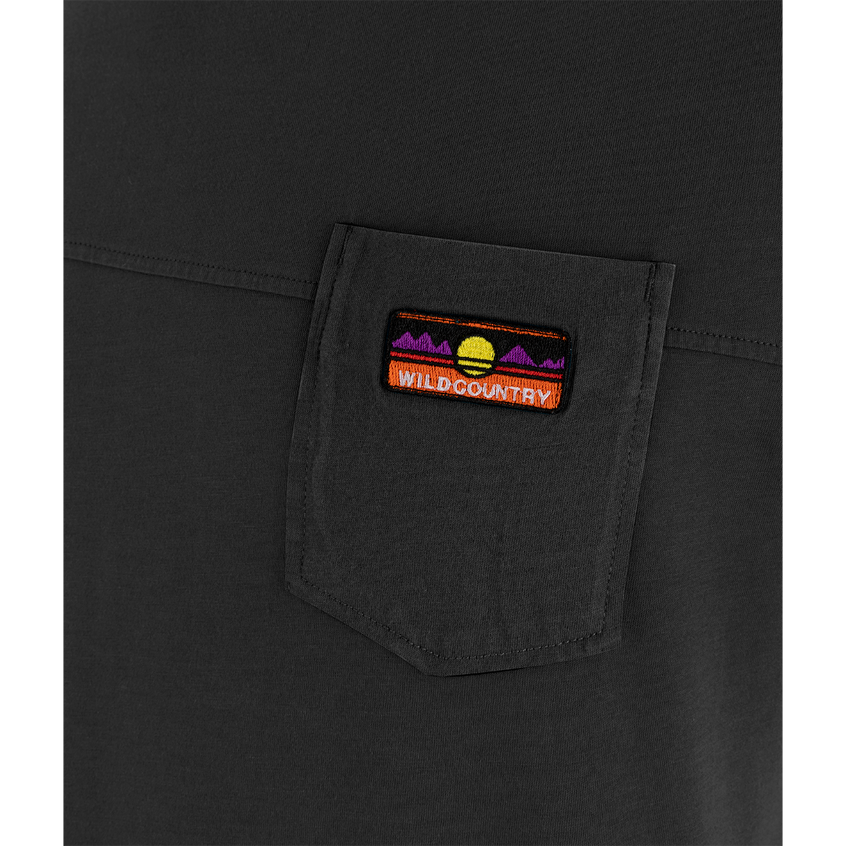 Wild Country Climbing Spotter T-Shirt Man Outdoor Action Onyx - Front chest pocket
