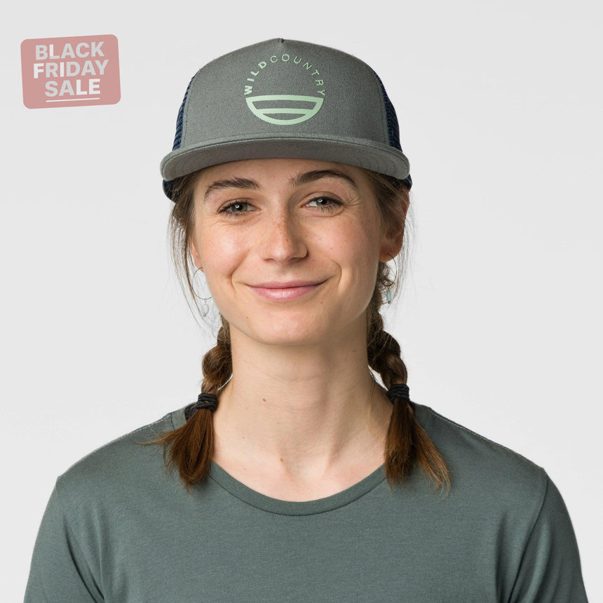 Wild Country Climbing Flow Cap Outdoor Action Marsh/3850 - Front Fit on Model