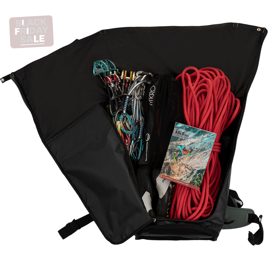 Wild Country Climbing Crag Hauler 40 Backpack Outdoor Action Black/Marsh - Generous compartment