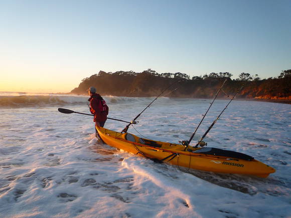 Mission CATCH 390 kayak, kayak launching from the beach