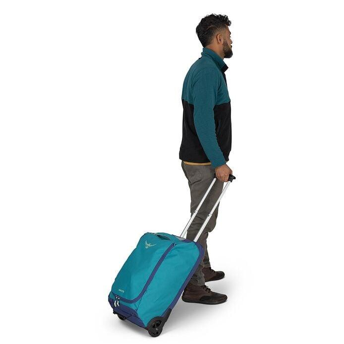OspreyOsprey Daylite™ Carry-On Wheeled Duffle 40Outdoor Action