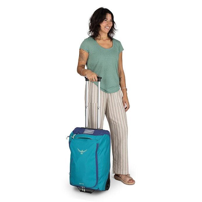 OspreyOsprey Daylite™ Carry-On Wheeled Duffle 40Outdoor Action