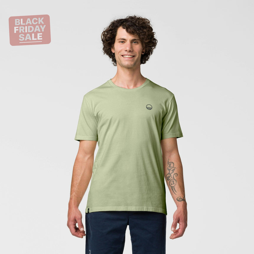 Wild Country Climbing Flow T-Shirt Man Outdoor Action Jade - Front Fit on Model