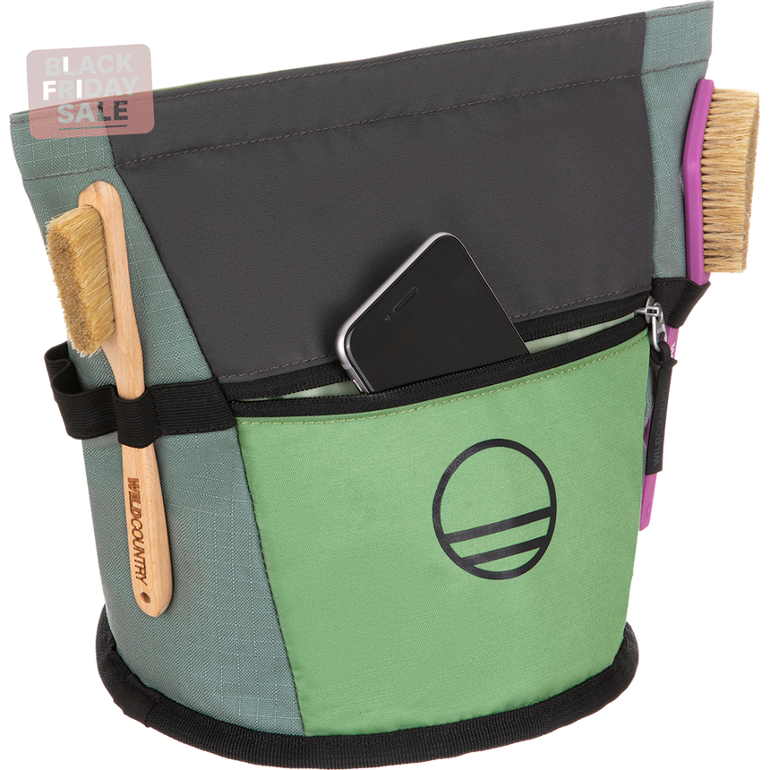 Wild Country Climbing Sequence Chalk Bucket Outdoor Action Green Ivy/Marsh/Onyx - Front Angled