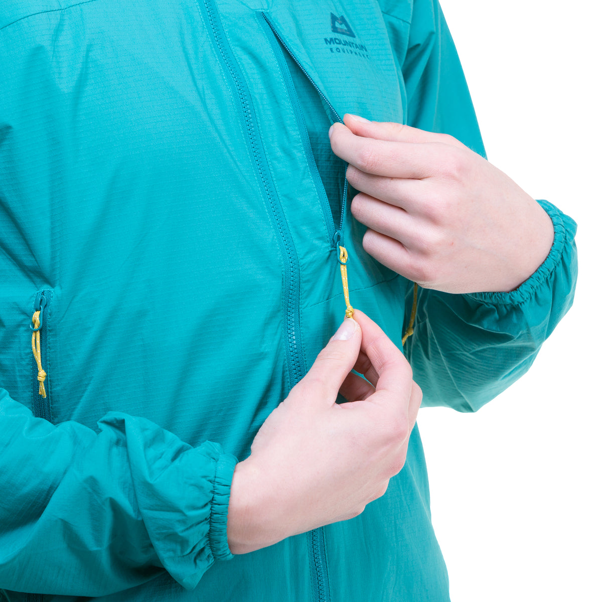 Mountain EquipmentMountain Equipment Aerotherm Hooded Women's JacketOutdoor Action