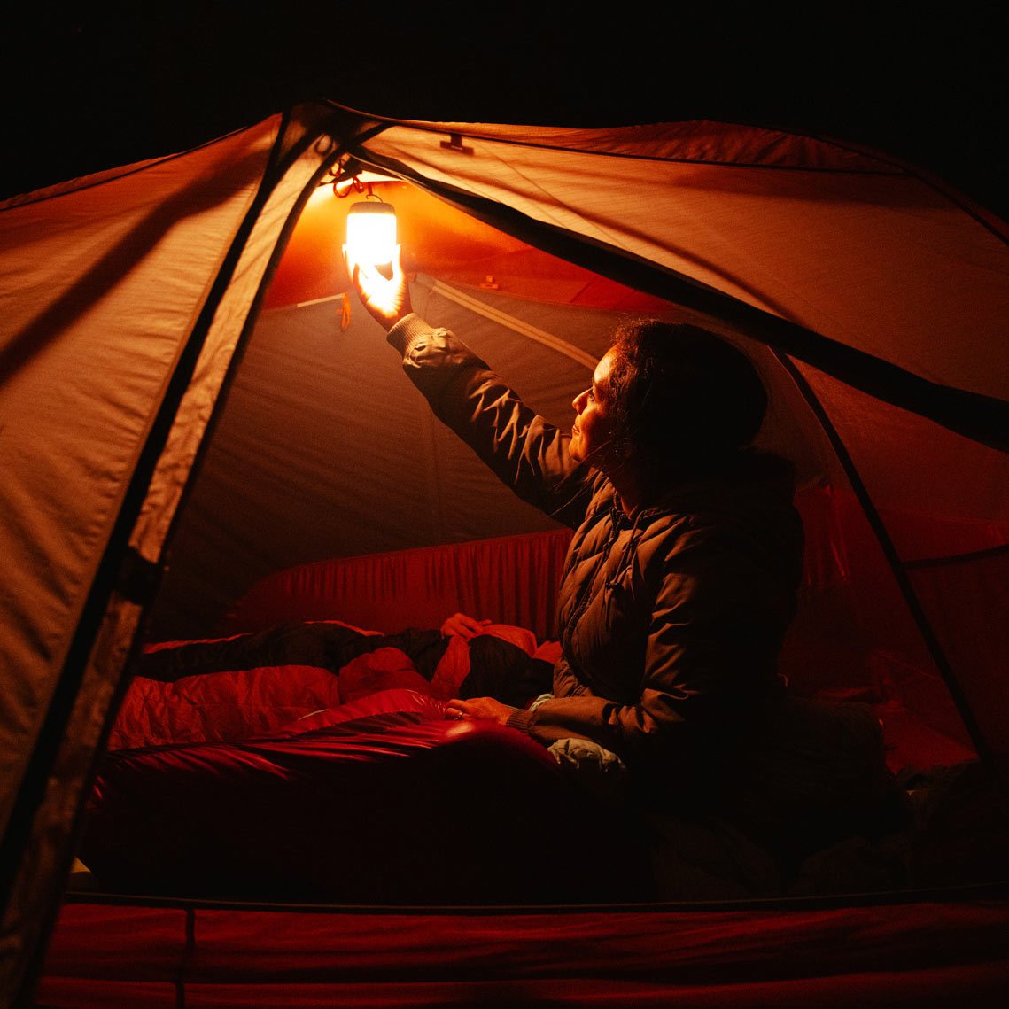 BioLiteBiolite AlpenGlow 250 LanternOutdoor Action