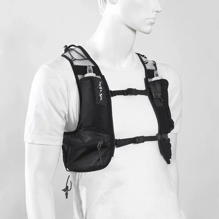 Silva Strive Light Black 5 Vest Outdoor Action