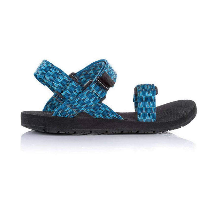 Source Classic Kids Sandal Outdoor Action