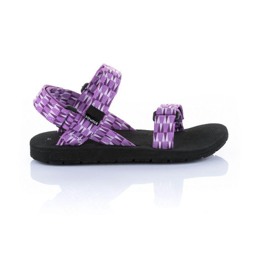Source Classic Kids Sandal Outdoor Action
