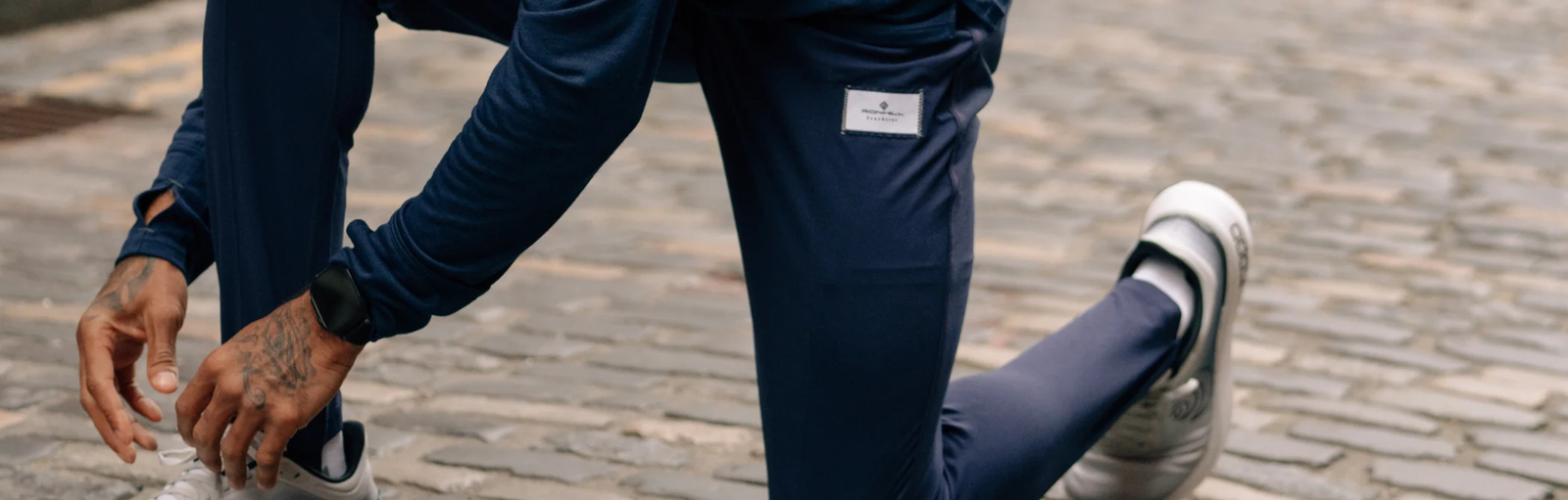 Ronhill: What to Wear When Running in Winter: The Ultimate Winter Running Kit Guide